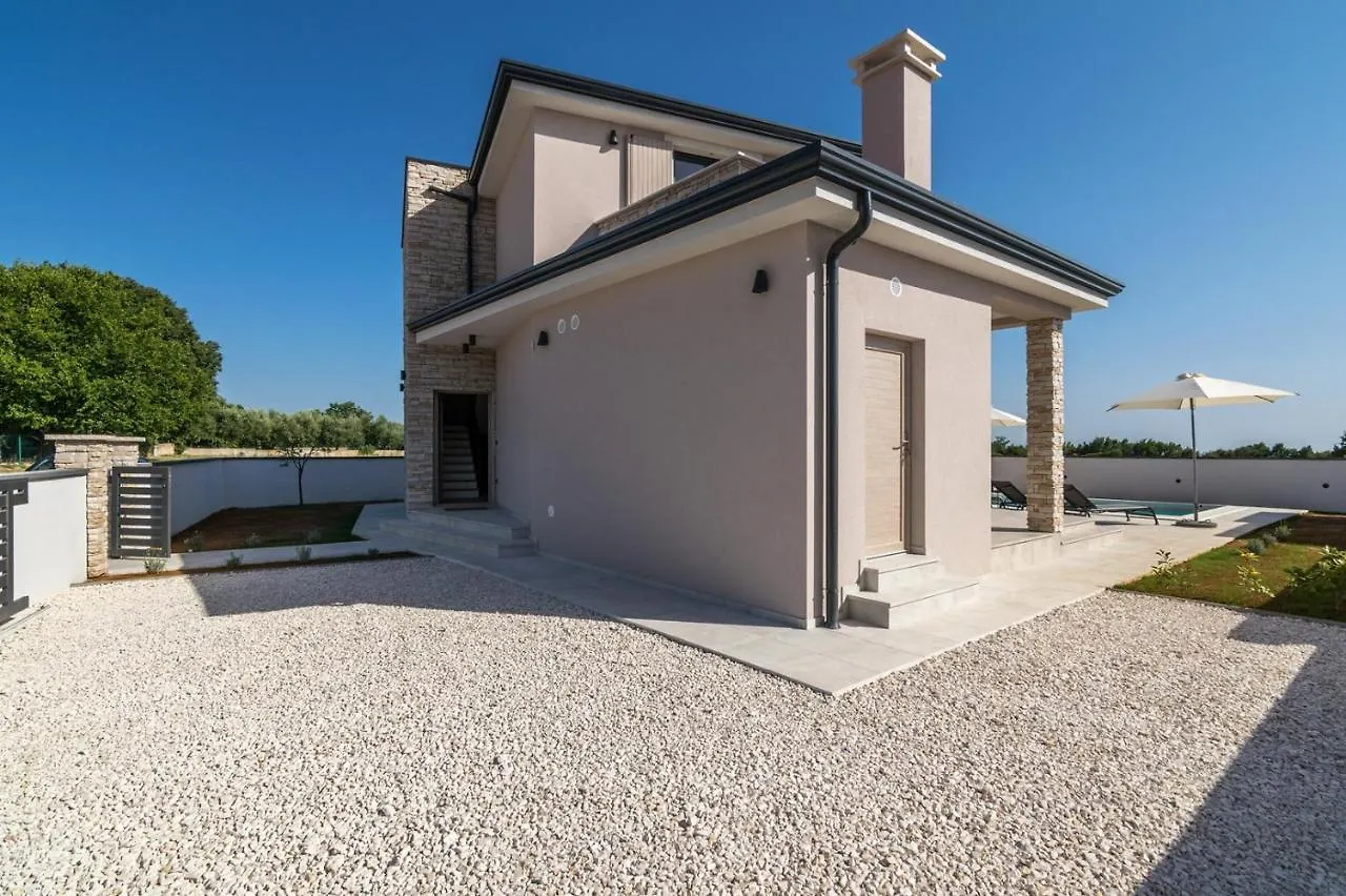 Beautiful Villa With Sea View Galizana